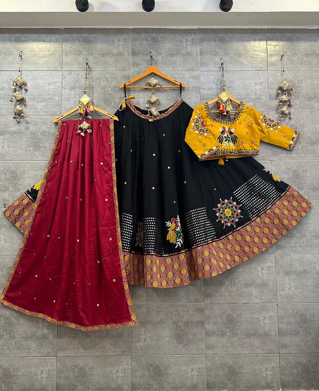 1495 LENGHA CHOLI