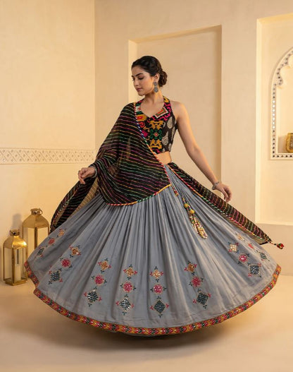 1407 LENGHA CHOLI