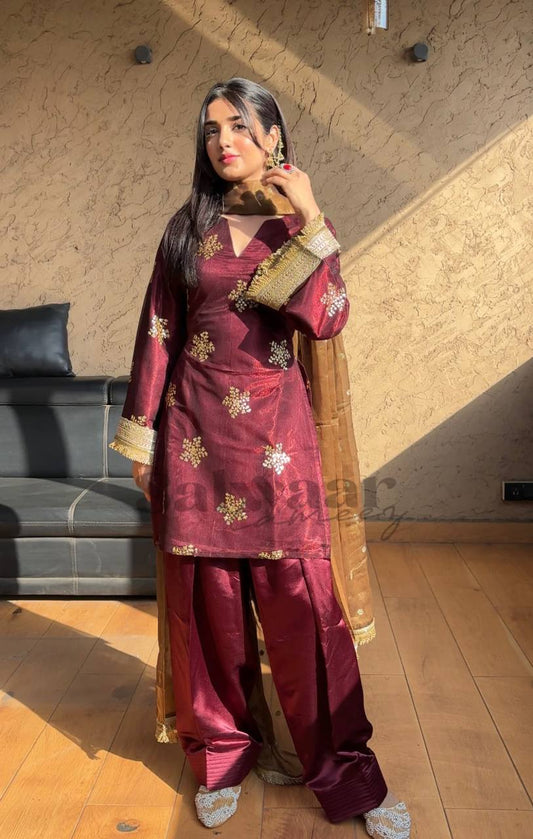 Nayrisa Crep Silk Classic Pant Set
