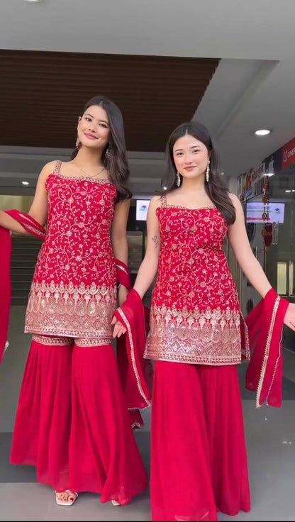 Kiara Festive Glow Ensemble