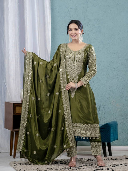 Zivika Chinnon Code Embroidered Suit Set