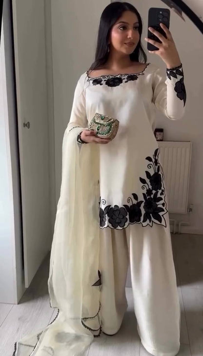 Zareva Fendy Silk Thread Farshi Set