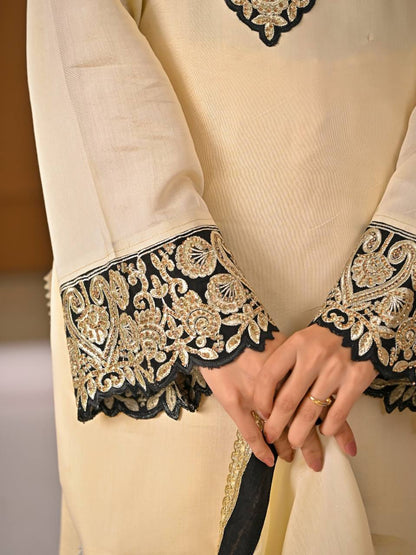 Ravina Roman Silk Diamond Sharara Set